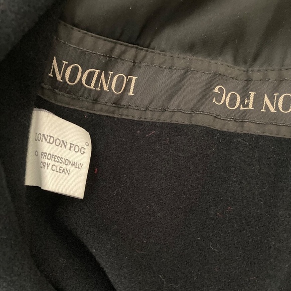 London Fog Trench with removable lining - Picture 5 of 8